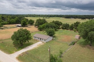 Building Photo - 10332 Grabbs Ln