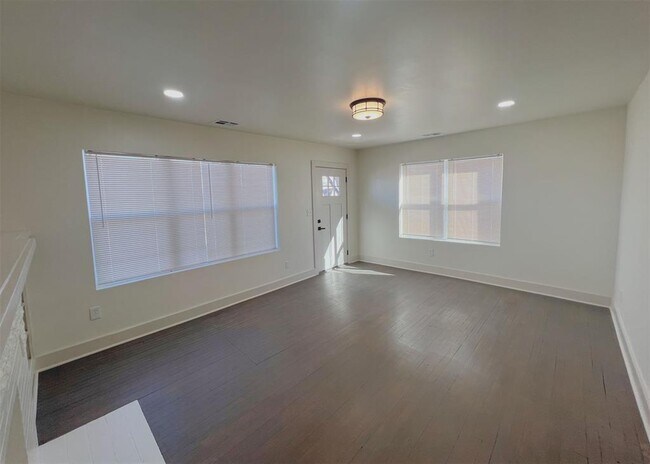 Foto del edificio - 2542 NW 21st St