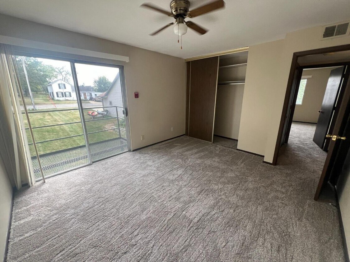 Foto principal - 2217 8th Ave