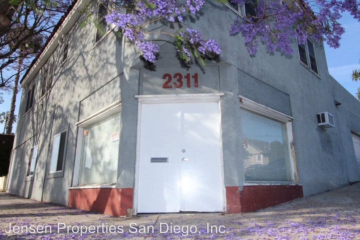 Primary Photo - 2311 State St