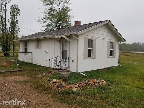 Building Photo - 1340 N Taft Hill Rd