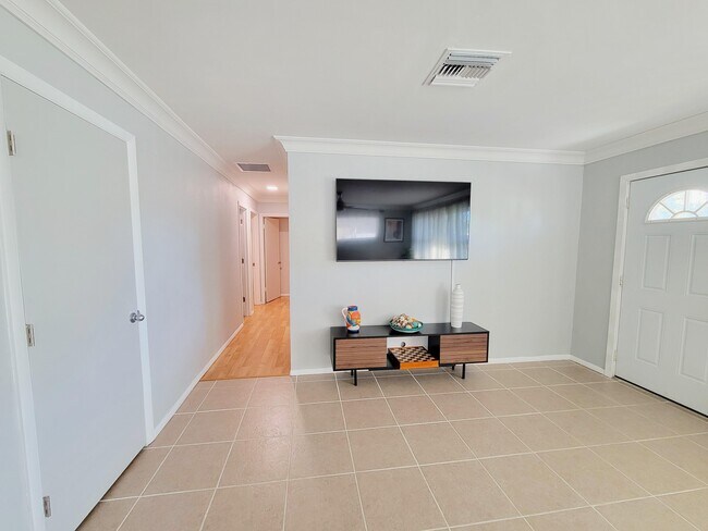 Foto del edificio - 4169 Estey Ave