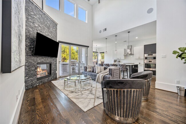 Foto del edificio - 2310 Althea Dr