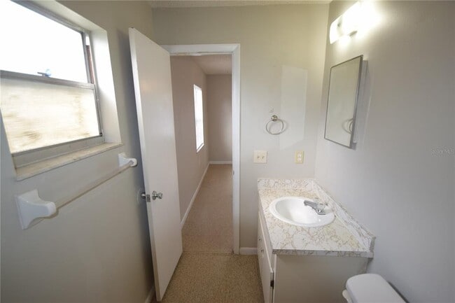 Building Photo - 115 Leelon Rd