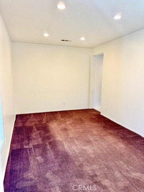 Building Photo - 1562 Cheshire Dr