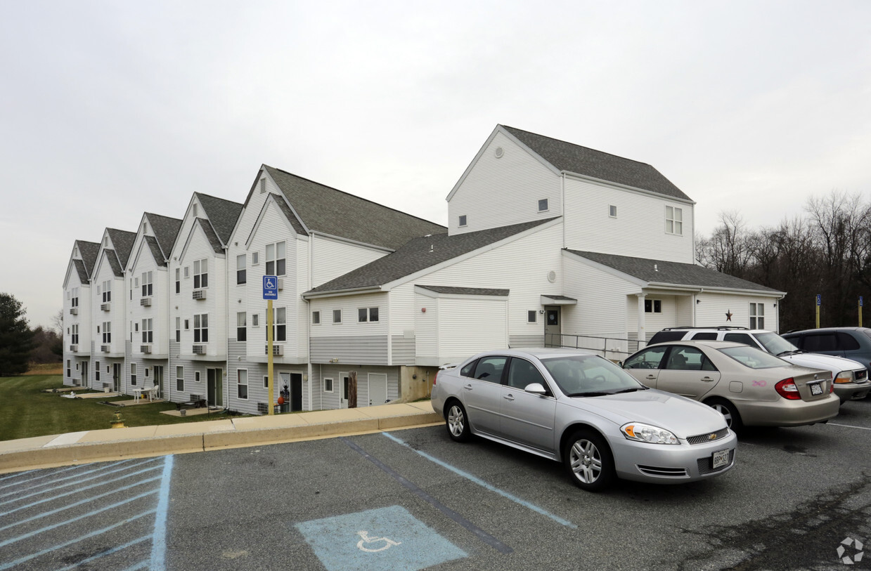 Primary Photo - Canal Town Village