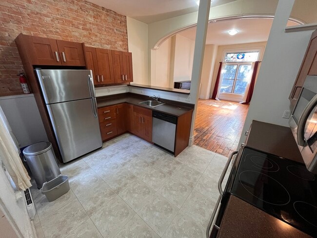 Building Photo - 1-235 Johnson Street, Kingston, Ontario
