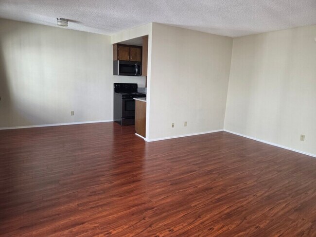 Foto del edificio - 1644 Colby Ave