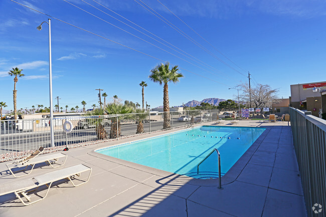 Foto del edificio - Mojave Breeze Apartments