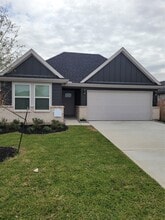 Building Photo - 4951 Pne Hvn Ln