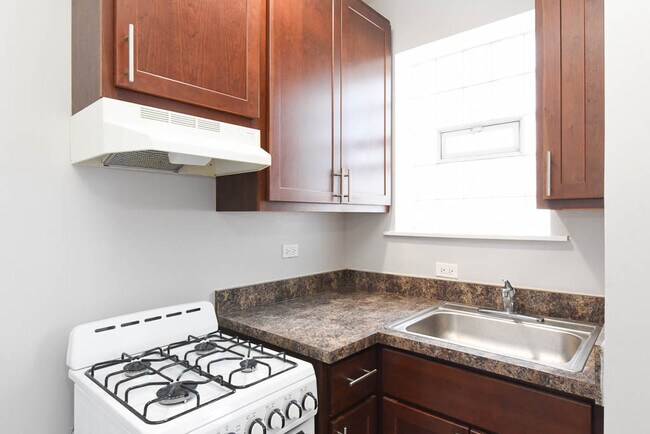 Foto del edificio - 4031 N Kenmore Ave