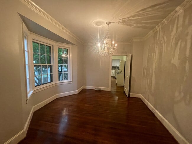 Foto del edificio - 2610 Providence Rd