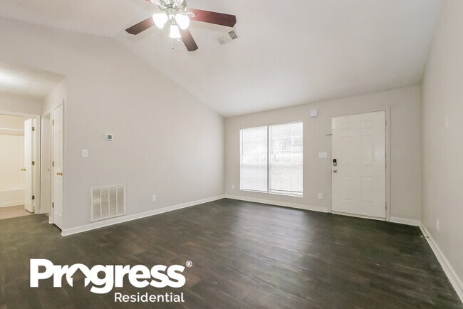 Foto del edificio - 9149 Fairway Ct