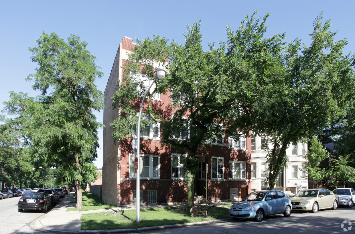 Primary Photo - 5484-5486 S Ellis Ave