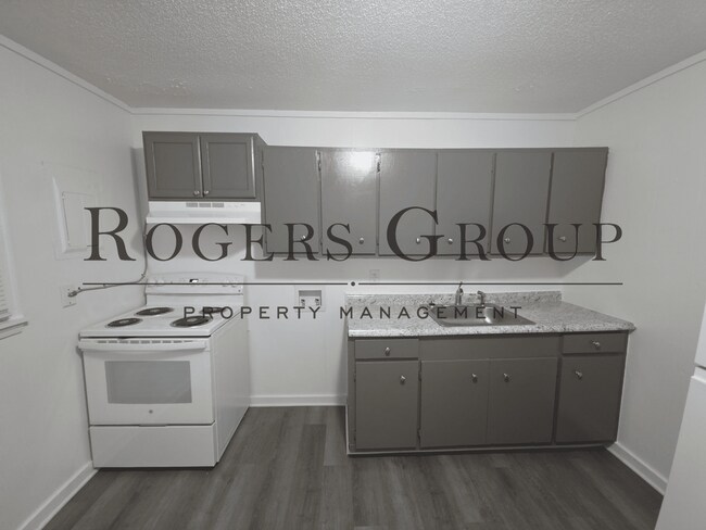 Foto del edificio - #450 - 992-994 Hughes St Duplex