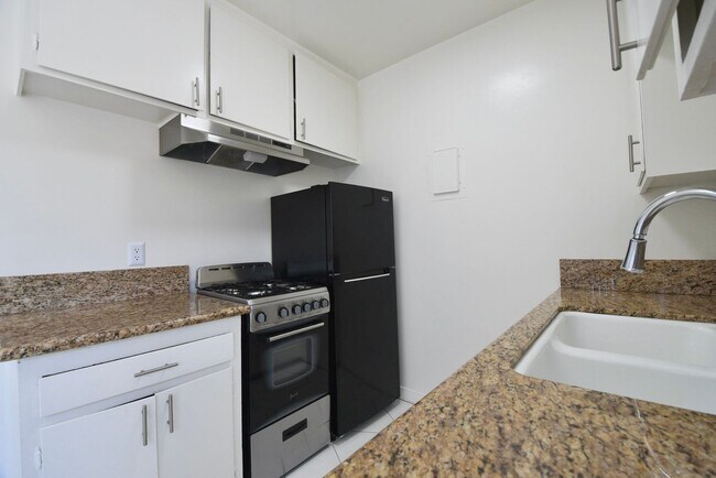 Foto del edificio - 11204 Peach Grove St
