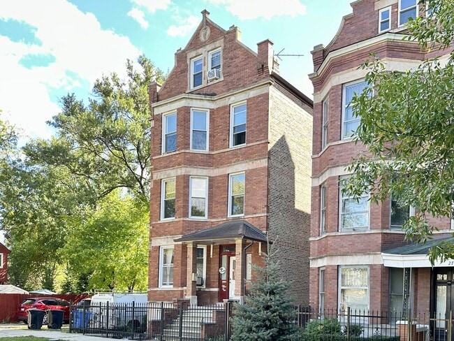 Building Photo - 2713 W 16th St