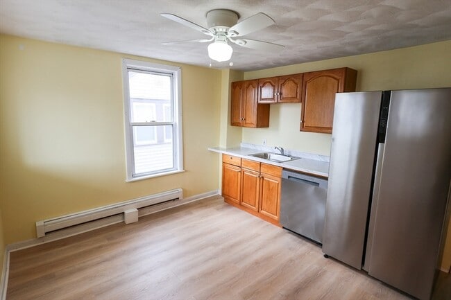 Photo - 60 Essex St Apartment