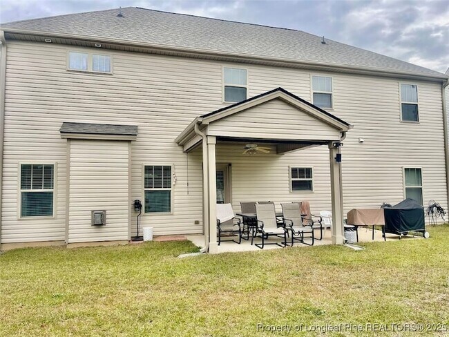 Foto del edificio - 937 Liberty Ln