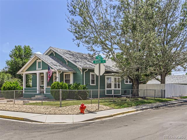 Building Photo - 206 6th St