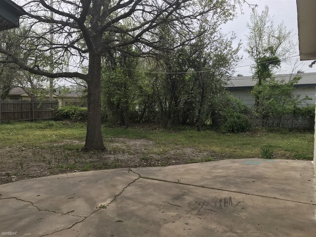 Building Photo - 3 br, 1 bath House - 3236 S Hiram Ave