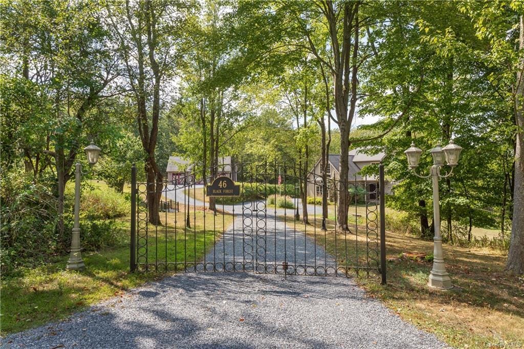 46 Deer Pond Rd, Verbank, NY 12585 House Rental in Verbank, NY