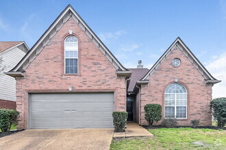 Building Photo - 7077 Queens Crown Ct