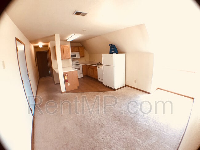 Building Photo - 1019 S Mission St