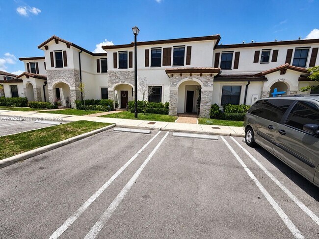 Building Photo - 23060 SW 99th Ct