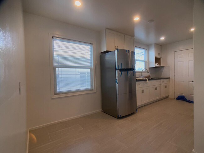 Foto del edificio - 404 Spruce Ave