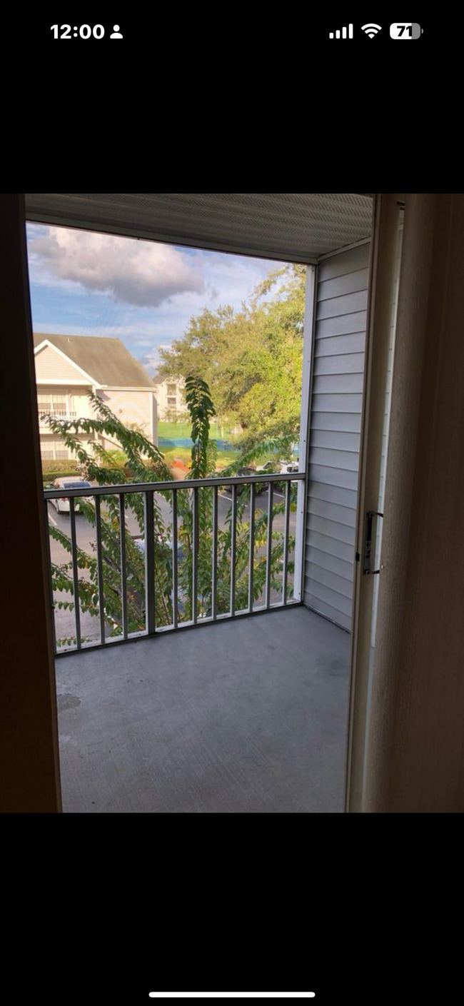 Building Photo - 1218 Bermuda Lakes Ln