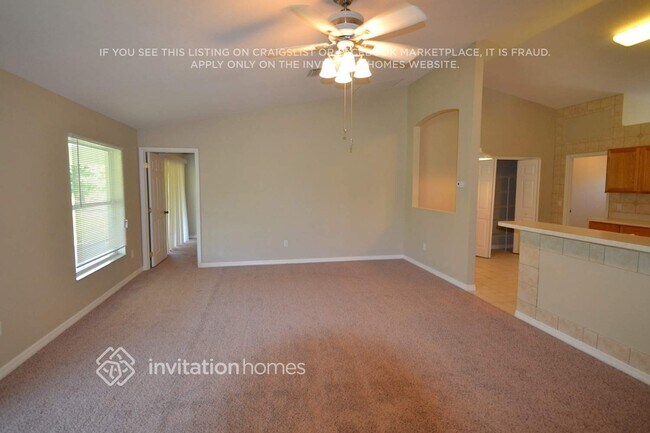 Building Photo - 25026 Palisade Rd