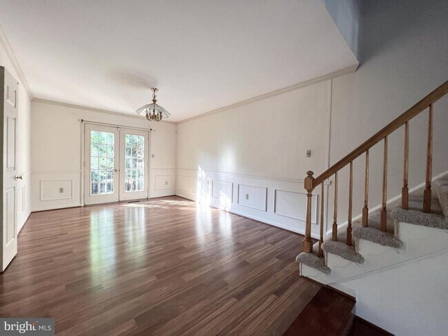 Foto del edificio - 2134 Kings Garden Way