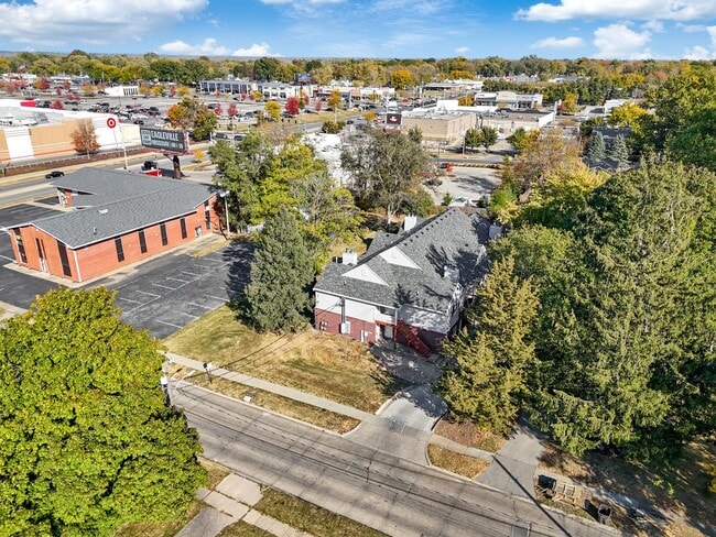 Foto del interior - Clover Acres- 3615 61st St.