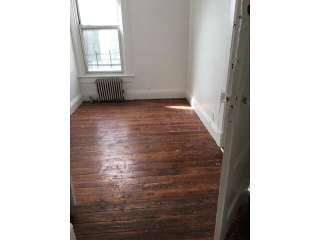 Foto del edificio - 2516 Tilden Ave