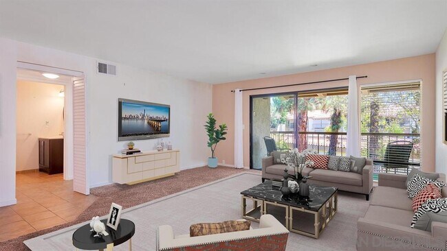 Foto del edificio - 12515 Oaks N Dr