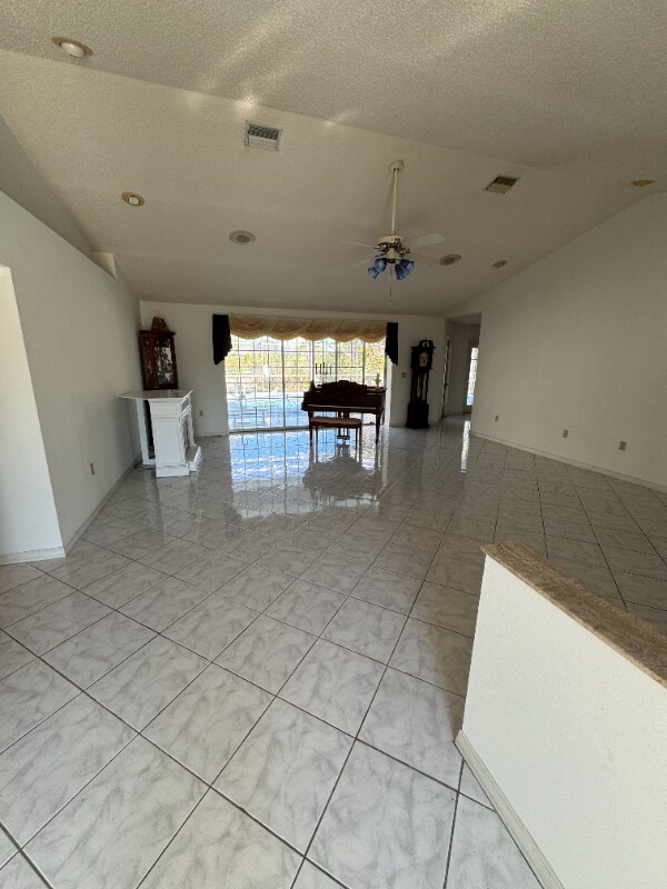 Foto del edificio - 5638 Country Lakes Dr