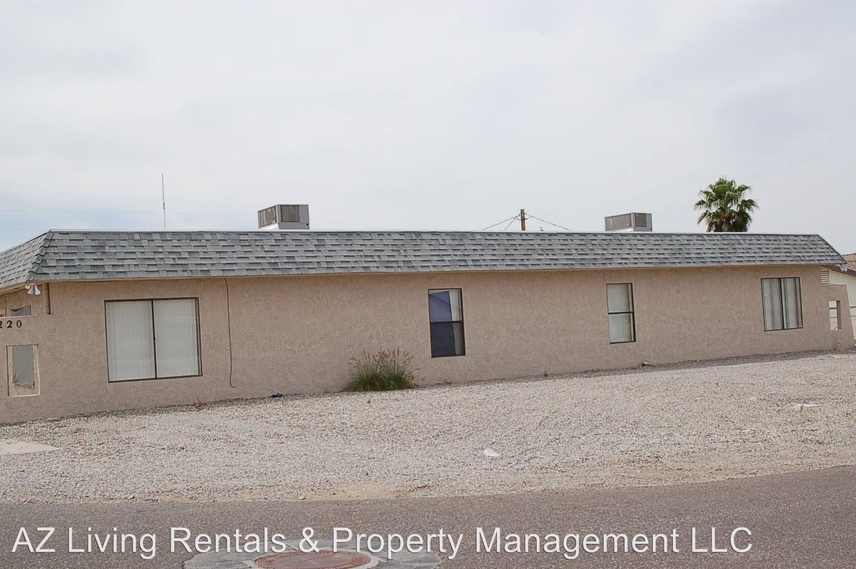 Building Photo - 2220 Sahara Dr