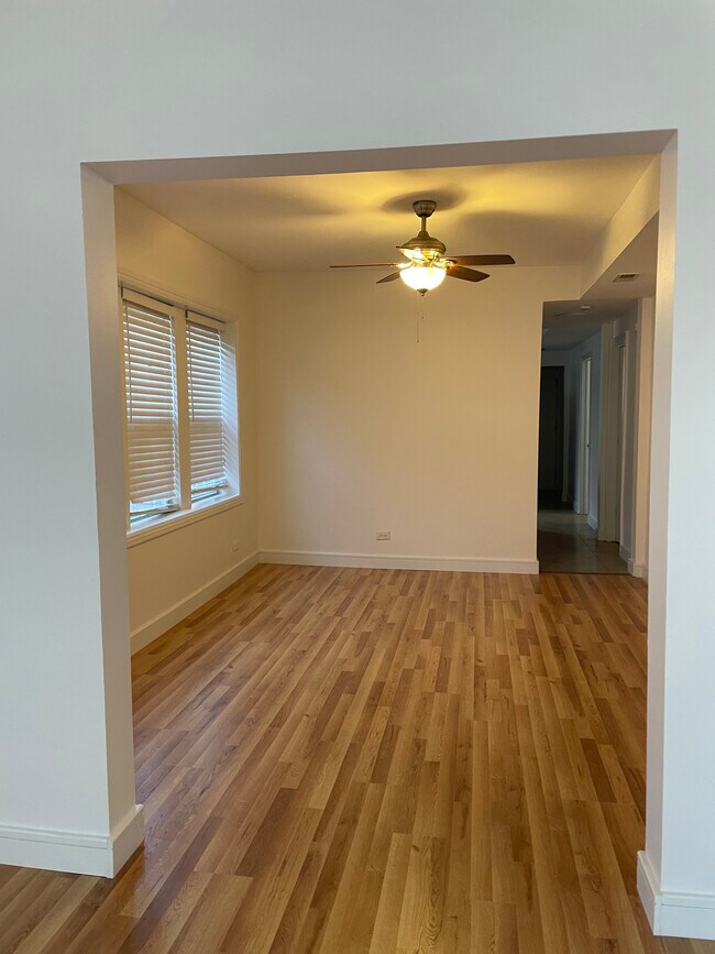 Foto del edificio - 5055 W Montana St