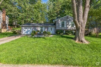 Building Photo - 15337 Edgehill Dr