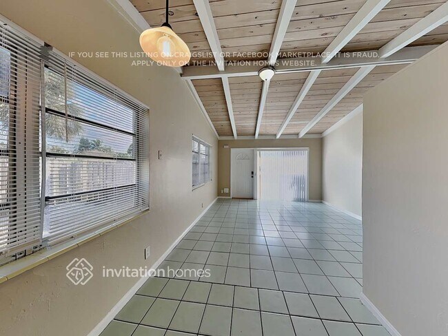 Foto del edificio - 1275 SW 28th Rd