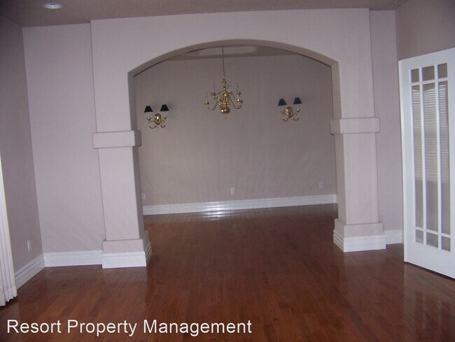 Building Photo - 5 br, 3 bath House - 3099 E. Fernan Hill Rd.