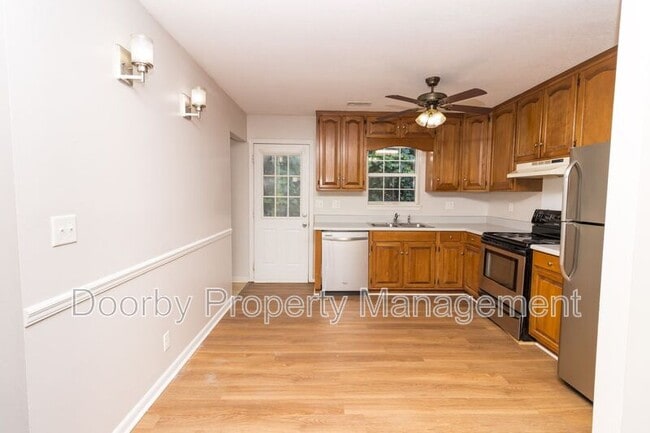 Foto del edificio - 333 Withrow Rd
