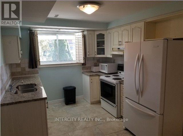 Building Photo - 29 Ivory Ct