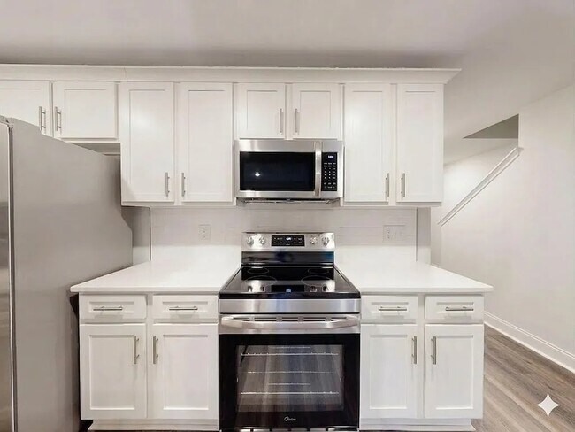 Building Photo - 224 Winding Chestnut Dr