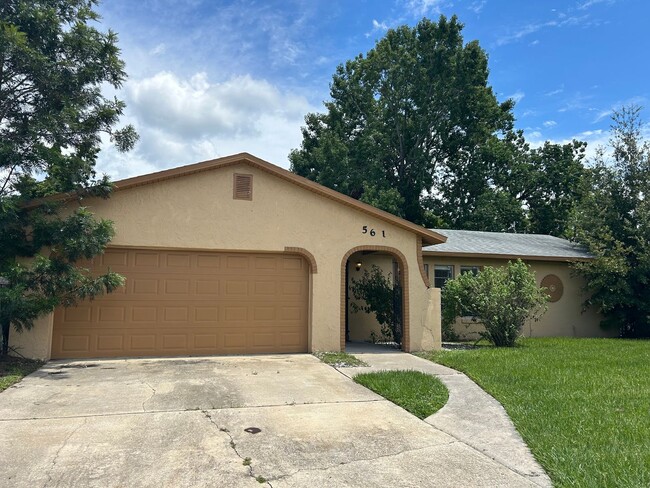 Building Photo - Renovated 3 Bedroom, 2 Bath Home!