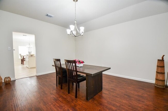 Building Photo - 3207 Brook Arbor Ln