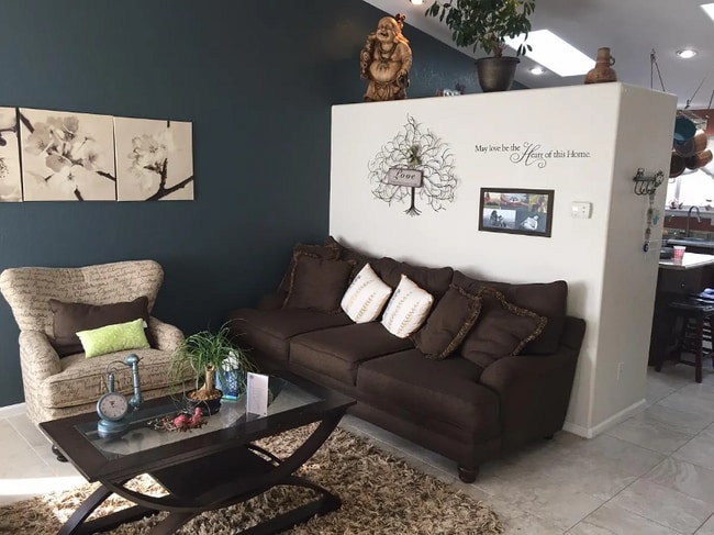 Foto del edificio - 20555 Mitchell Pl