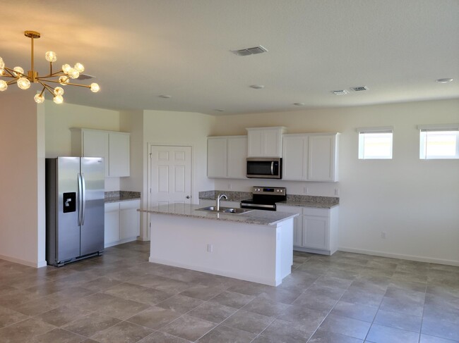 Building Photo - 12354 Arabella Dr