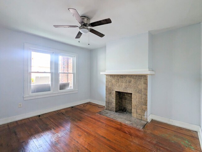 Building Photo - 2120 Bedford Ave
